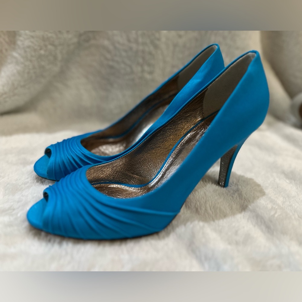 Adrianna Papell Blue Peep-Toe Heels